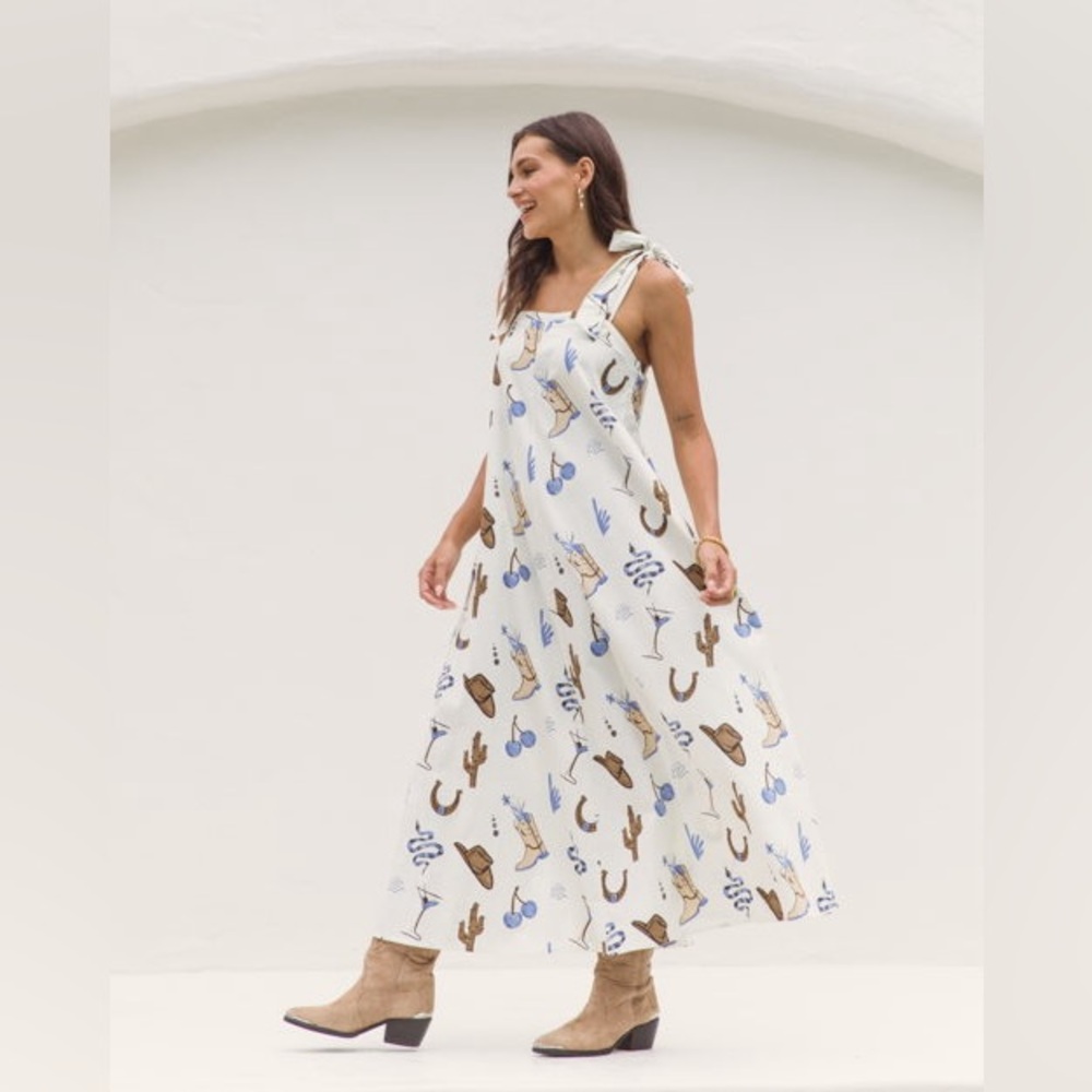 THE LULLABY CLUB Alex Maxi Dress in Western Print